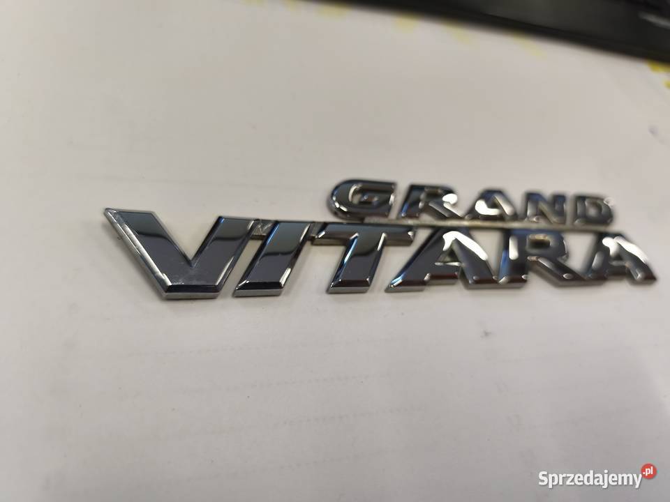 Napis SUZUKI GRAND VITARA Logo Emblemat Znaczek terenowe Dębica