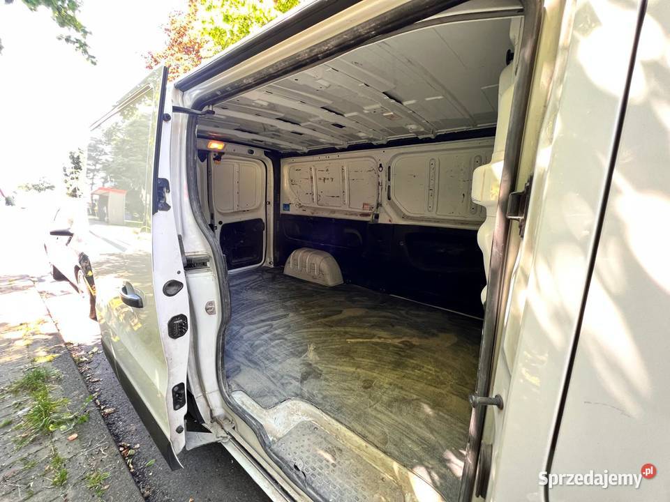 SPRZEDAM RENAULT TRAFIC 20 DIESEL2019 r Przykona