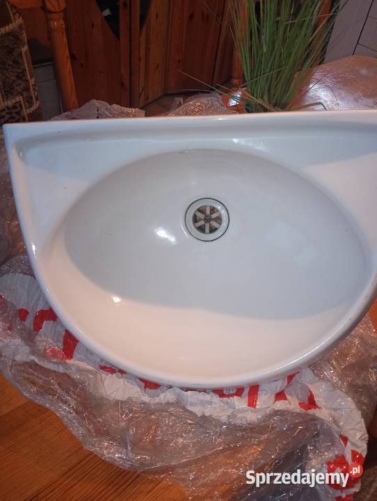 Umywalka 45 działka warsztat i nie stan ok Pozostałe wielkopolskie Ostrów Wielkopolski