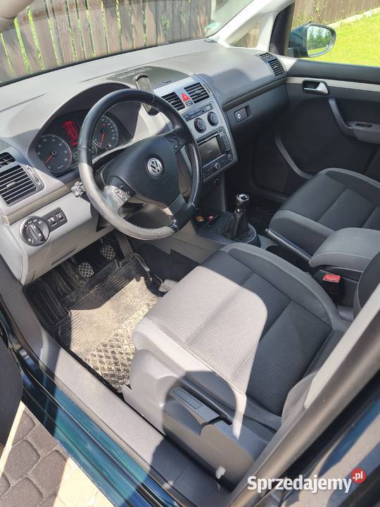 Volkswagen Touran 14 benzyna nowe OC i przegląd Grudziądz