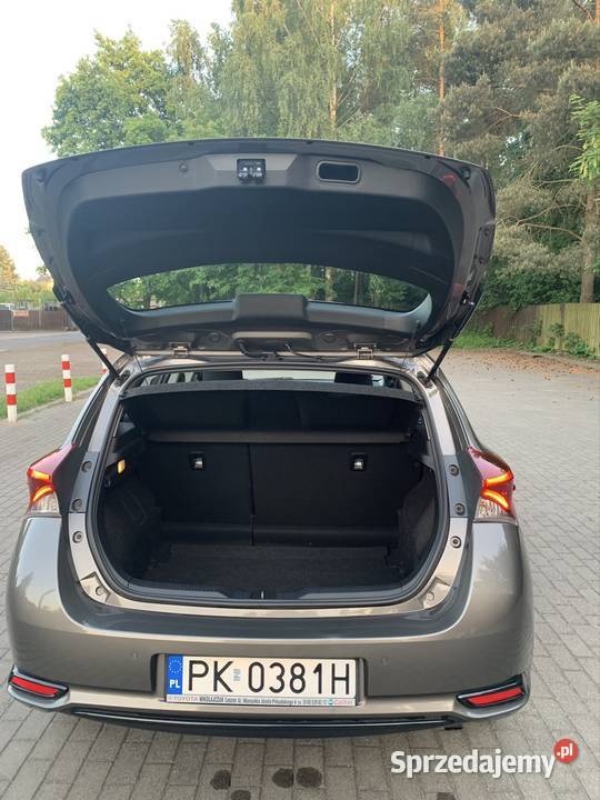 Toyota Auris 133 pierwsza rejestracja 032017 r
