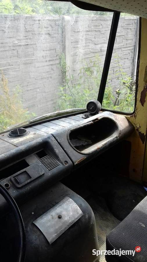 Mercedes406 w całości na części niesprawny Napęd tylna oś Będzino