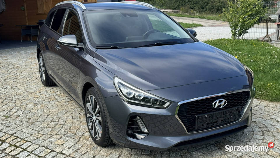 Hyundai i30 16 CRDI 110 z Niemiec SERWISOWANY szary sprzedam
