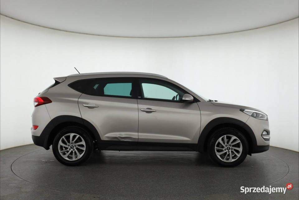 Hyundai Tucson 16 GDI szary Piaseczno