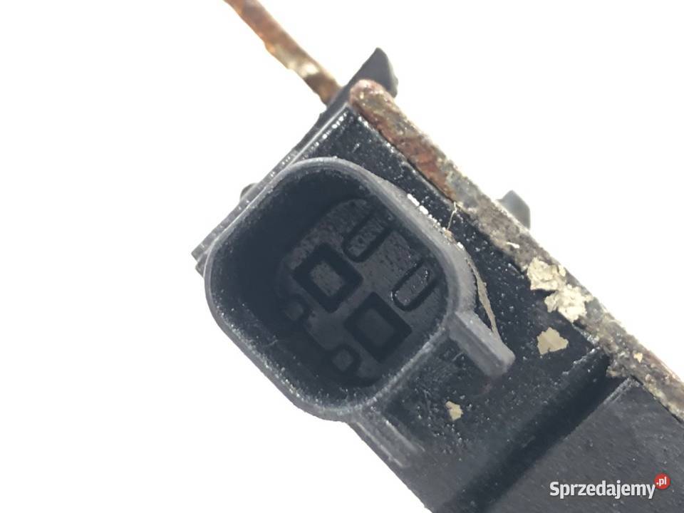 ZAMEK WKŁADKA MASKI FORD FOCUS II Kombi 0412