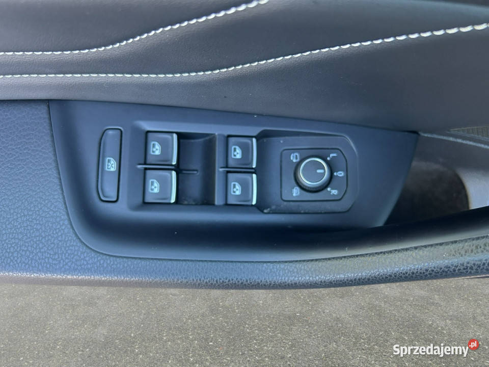 Volkswagen Passat 15 TSI EVO Elegance Z Warszawa sprzedam