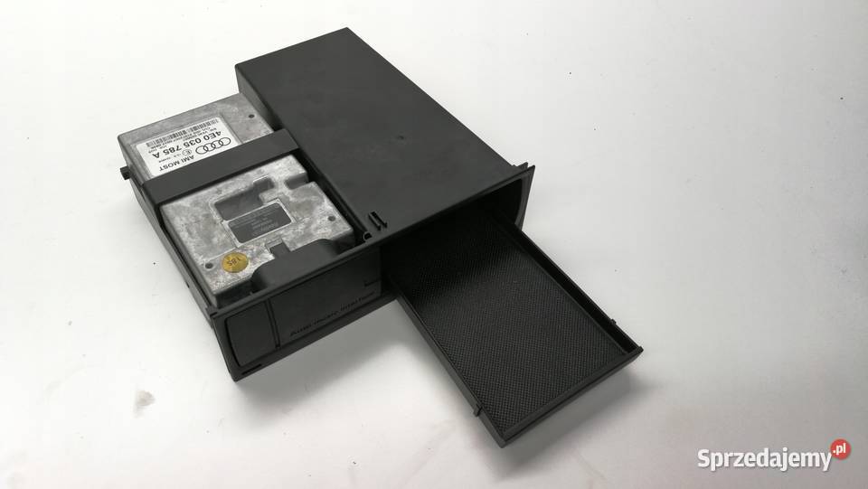 MODUŁ INTERFACE AUDIO AMI AUDI A4 B8 A5 Przystajń sprzedam