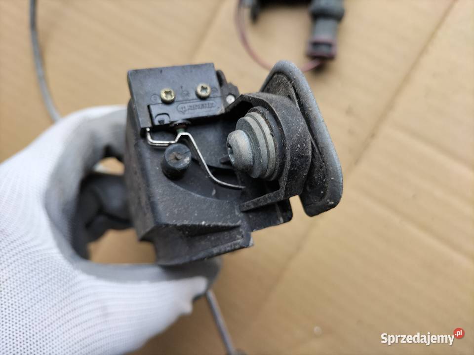 AUDI 80 B4 80B4 KLAMKA ZAMEK DRZWI LEWY PRZÓD lubelskie Kamień-Kolonia sprzedam