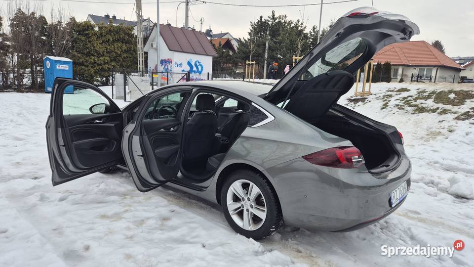 OPEL INSIGNIA 16 136 AUTOMAT serwisie sprzedam