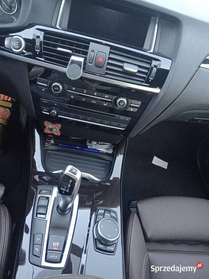 Samochód BMW X4 w wersji XLine 1995cm3 Zawoja