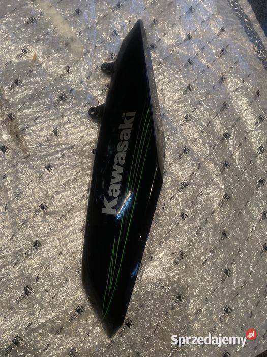Kawasaki Z1000 Bok Osłona Wypełnienie Lewe Części i akcesoria motocyklowe wielkopolskie Poznań
