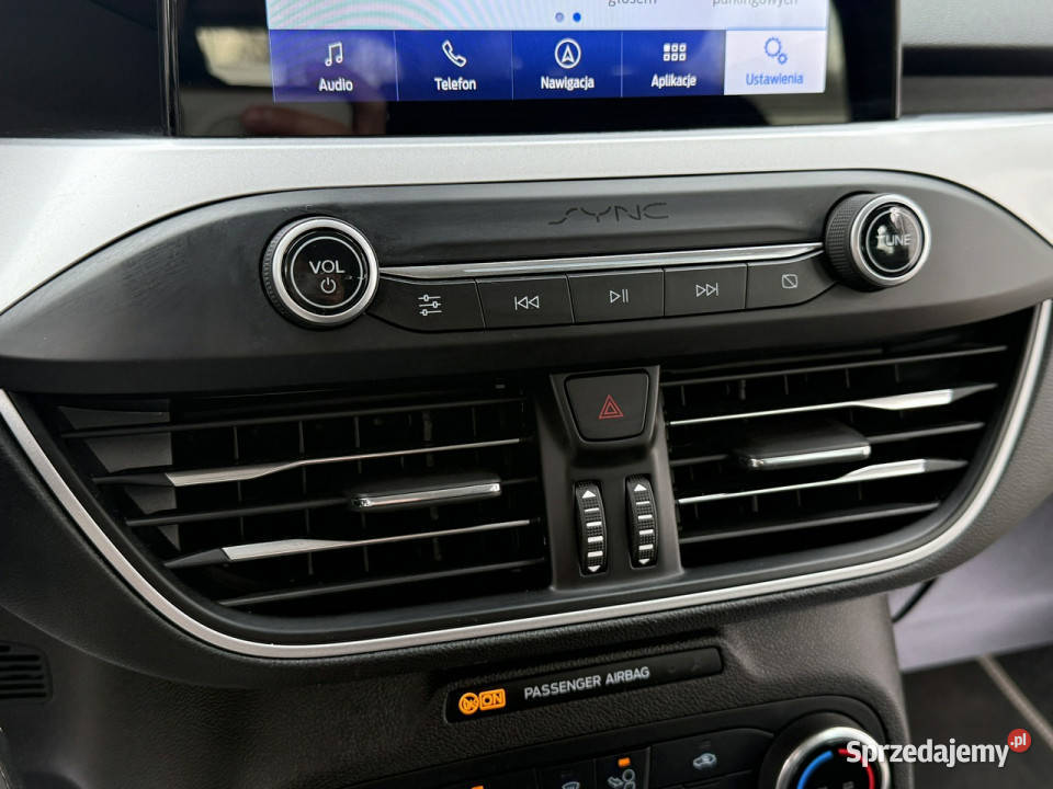Ford Focus 20 TDCI gniazdo USB Węgrów