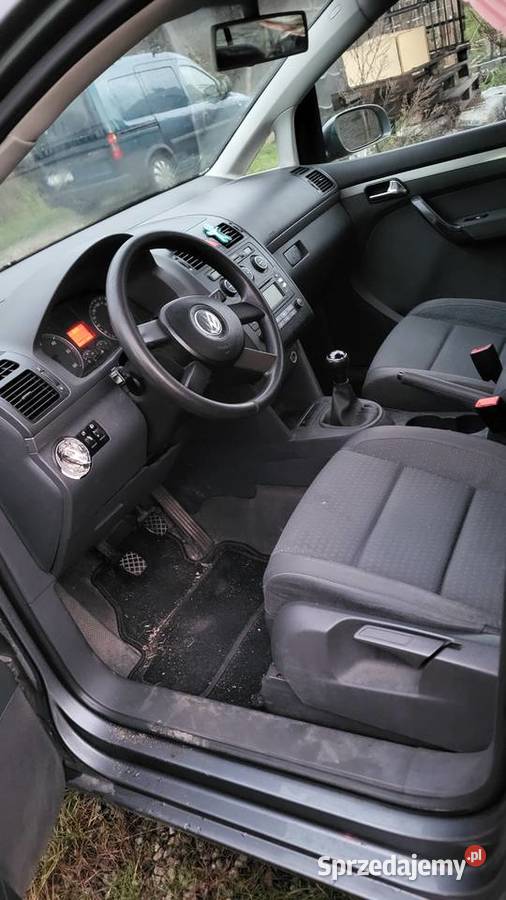 Volkswagen Touran 20 TDI 140 Rok produkcji 2003 mazowieckie Szydłowiec sprzedam
