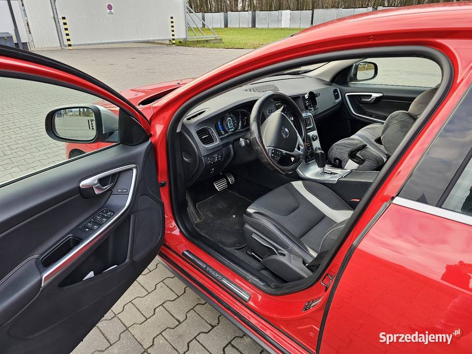 Volvo V60 30 T6 AWD RDESIGN z LPG poduszka powietrzna Warszawa