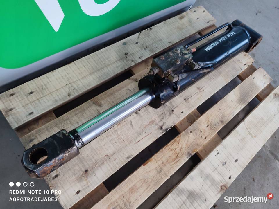 Siłownik poziomowania łyżki Manitou MRT 1432 wielkopolskie