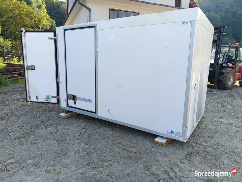 Kontener izoterma magazyn Garaż skład Laskowa