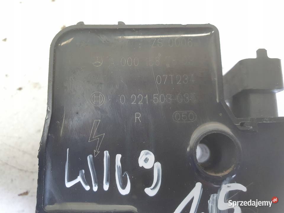 Mercedes W169 15 8V CEWKA ZAPŁONOWA A0001587803 osobowe lubelskie Janów