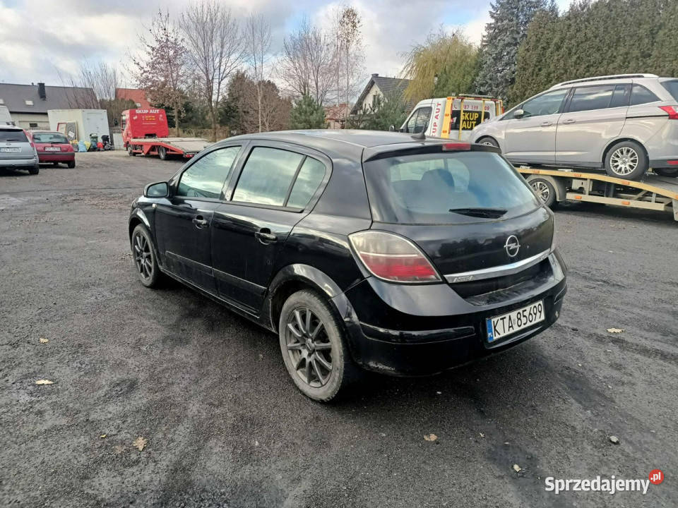 Opel Astra Opel Astra 17CDTI 110 07r H 20042014 Tarnów
