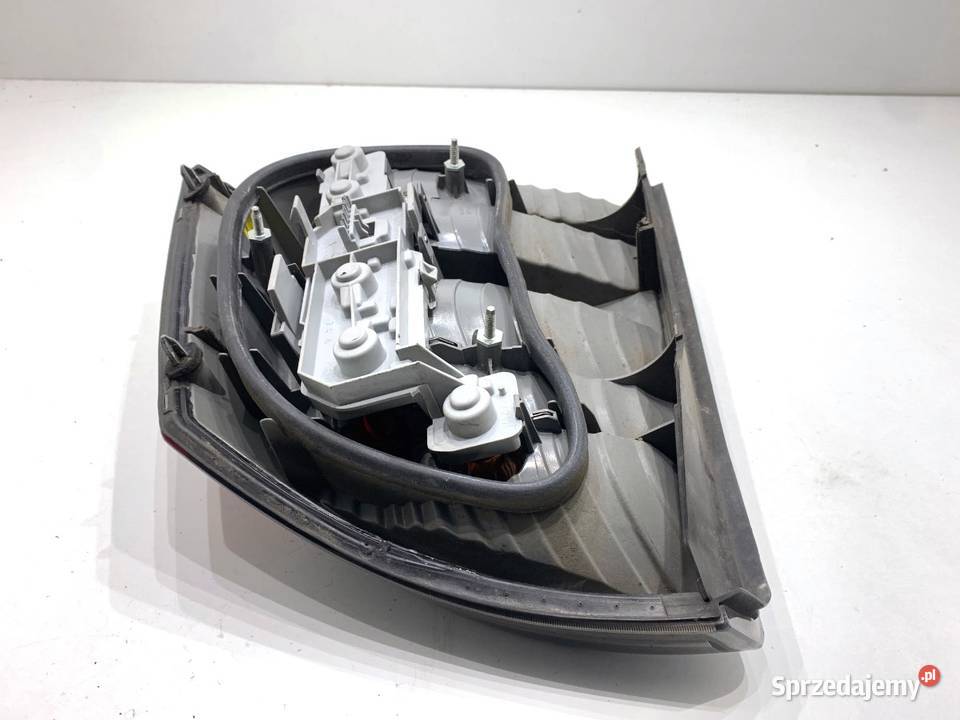 LAMPA LEWY TYŁ OPEL VECTRA C 13157646 Hatchback