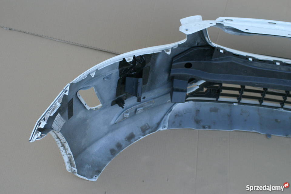 VOLVO XC60 LIFT ZDERZAK PRZÓD PRZEDNI 31425495 Bieleń