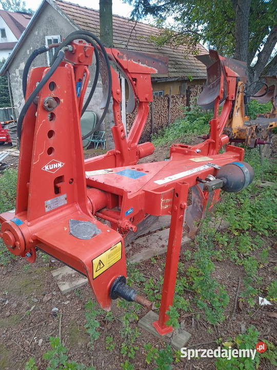 pług obrotowy KUHN MASTER 100 Korzenna