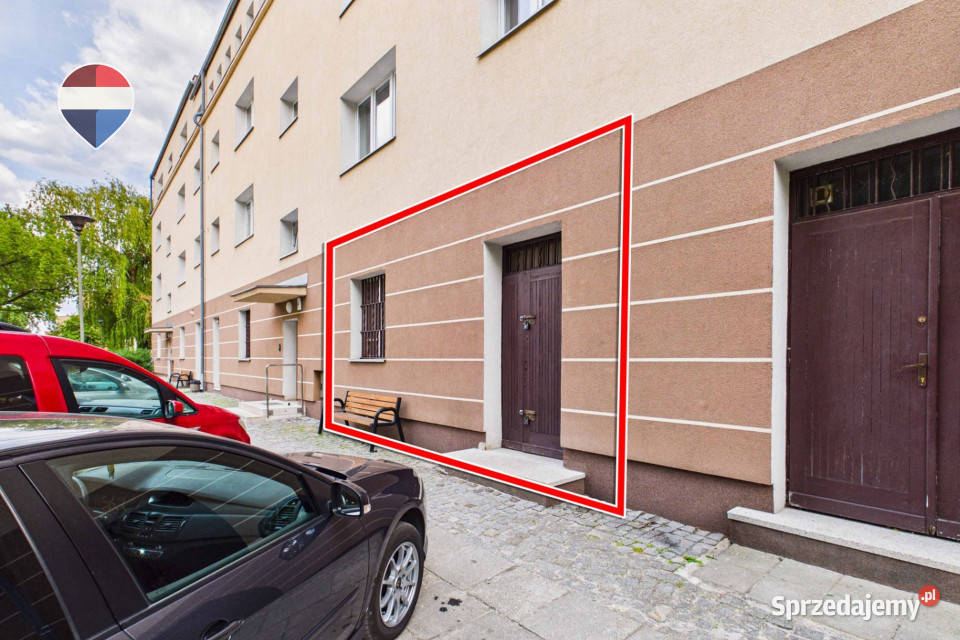 Na wynajem lokal handlowousługowy 125 m 124.9m2 Zielona Góra