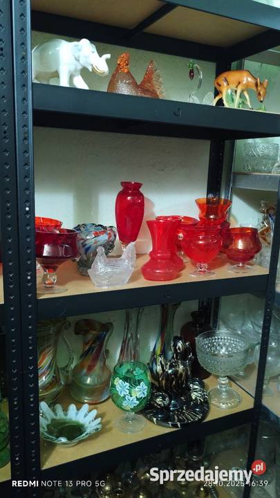 Szkło Kolorowe PRLu Kryształy Figurki Wiązów