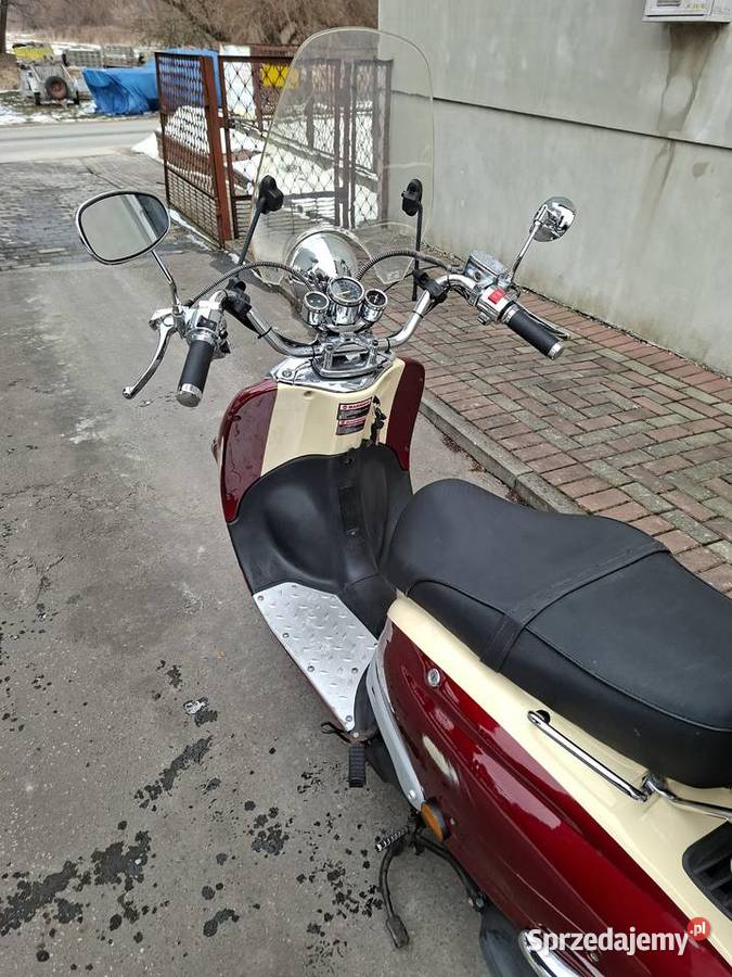 Skuter 125 ZNEN świeżo sprowadzony 2016 niski świętokrzyskie