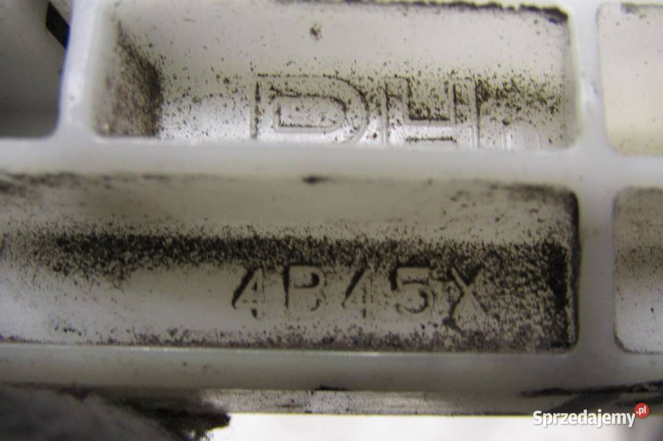 ŚLIZG MOCOWANIE ZDERZAKA PRAWY PRZÓD MITSUBISHI