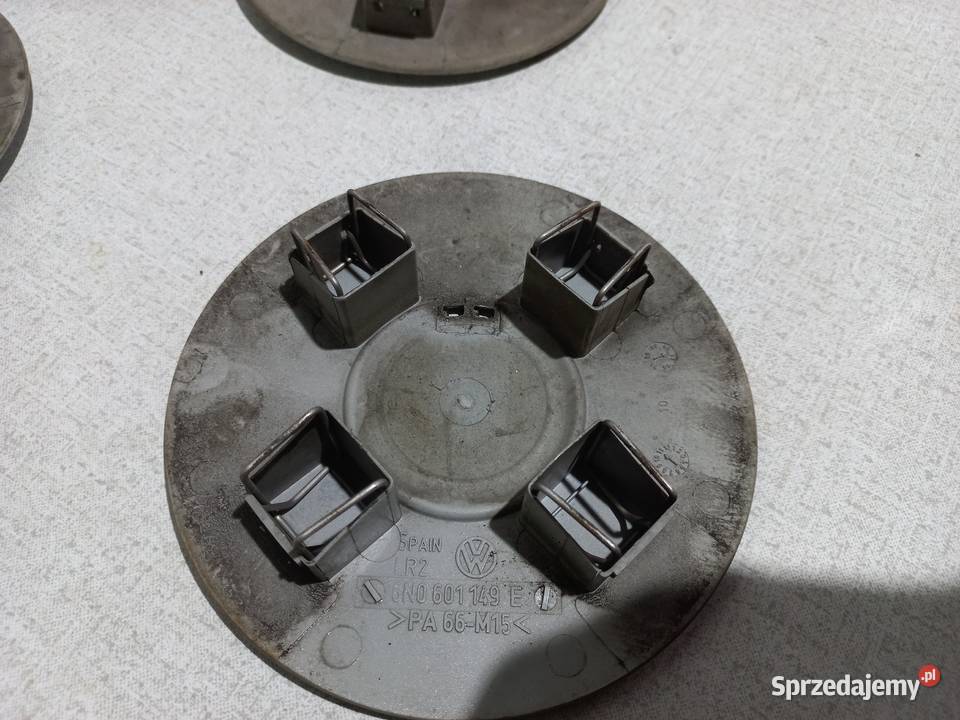 Dekielek kołpak VW 6N0 601 149E PA 66M15 Przasnysz