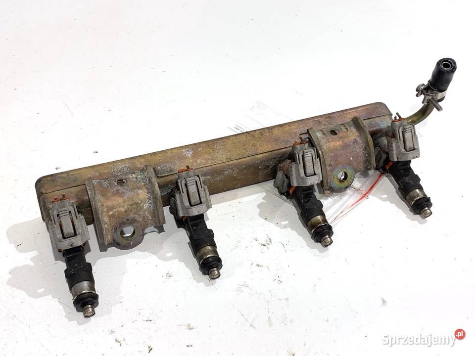 LISTWA WTRYSKOWA NISSAN MICRA K12 16600AX200 12 osobowe podkarpackie