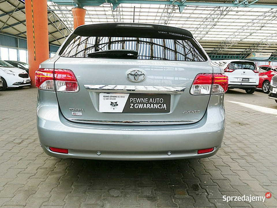Toyota Avensis AutomatSZKLANY DACHSkóraNAaviLed Motoryzacja