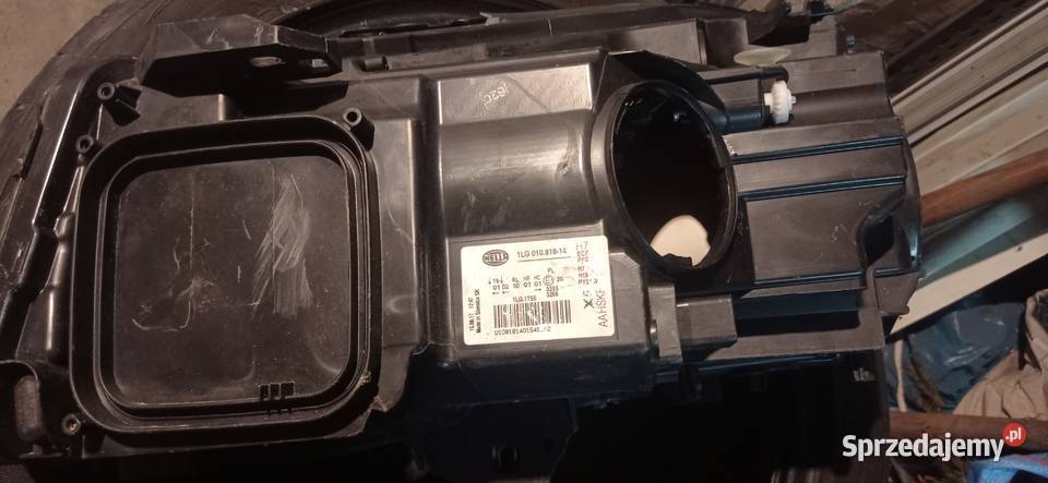 Lampa przednia prawa Mercedes W176 A klasa Rok produkcji 2015 Oświetlenie Witaszyce