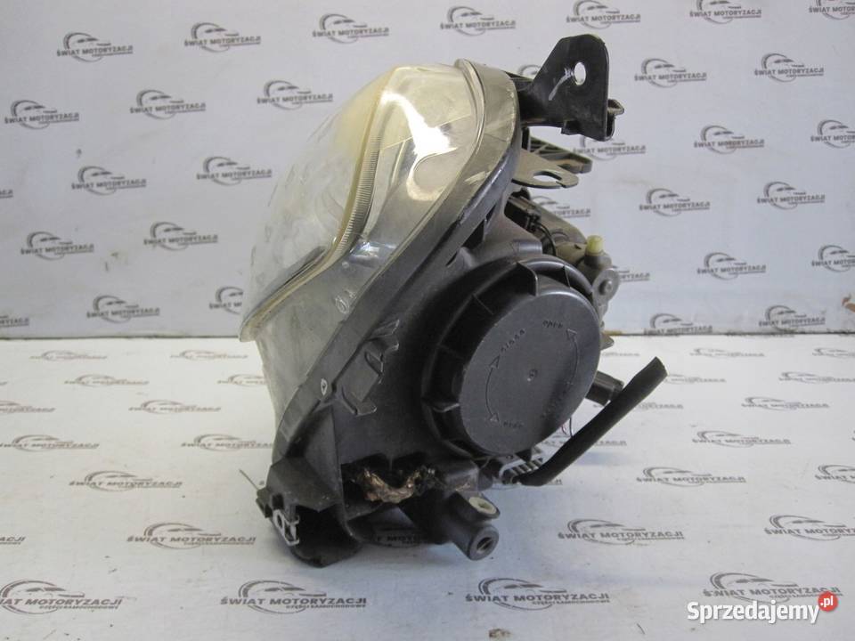 QASHQAI I J10 10r lampa lewa przód 26060BR01A sprzedam