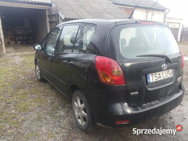 Toyota Corolla Verso Rok produkcji 2003 Motoryzacja Chobrzany