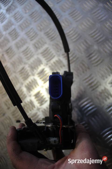 ZAMEK DRZWI PRAWY PRZÓD 9 PIN SEAT ALTEA sprzedam