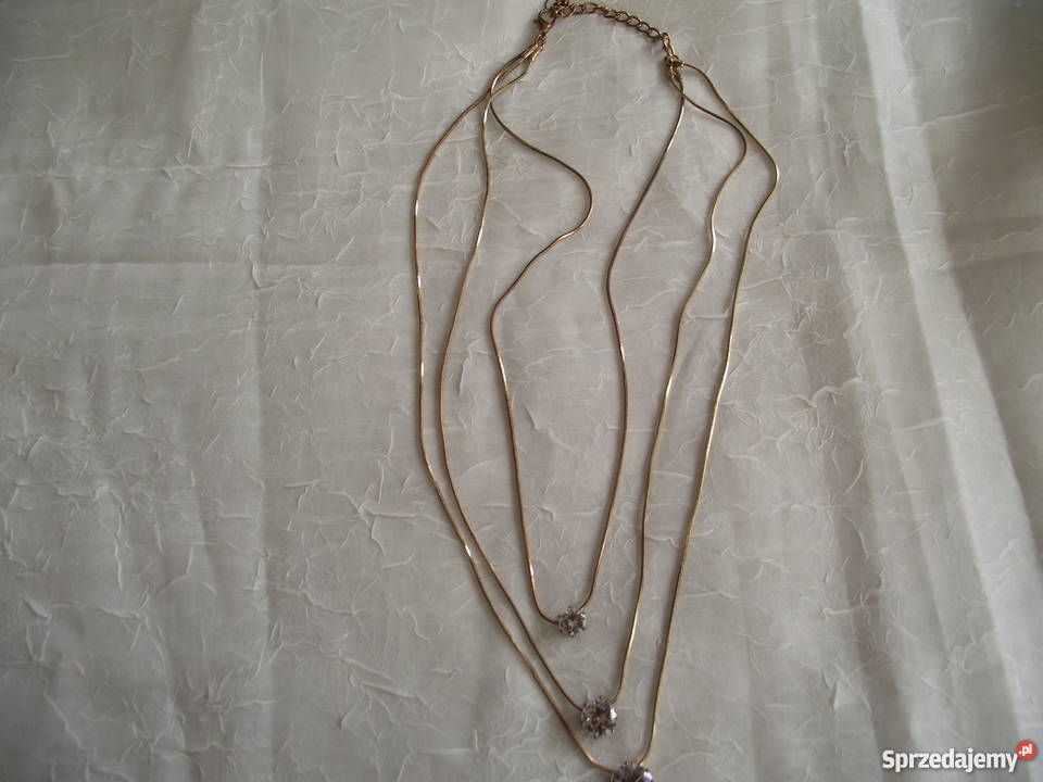 NASZYJNIK Z TRZECH ŁAŃCUSZKÓW I OKAZAŁYCH