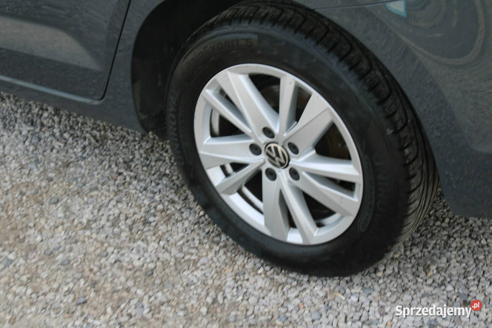Volkswagen Touran EVO Comfortlin54390 PLN szary
