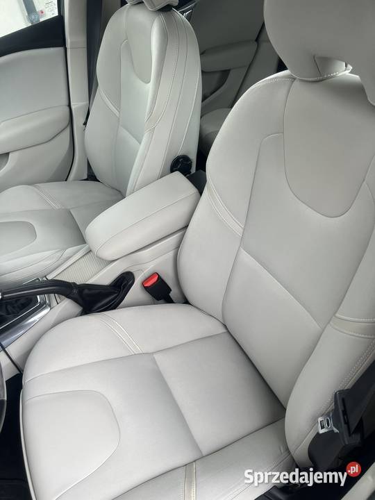 Volvo V40 II 20 D3 5cyl Automat 2 właściciel 150KM Olsztyn sprzedam