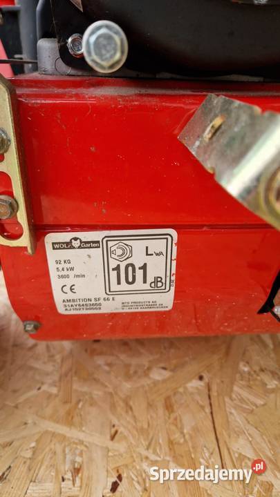 Odśnieżarka spalinowa pług Z WYRZUTEM Wolf