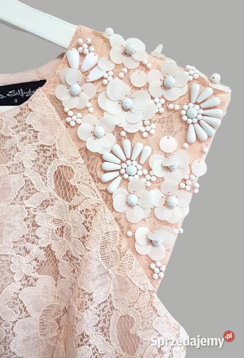 Damska sukienka koronkowa pudrowy róż na Chrzanów