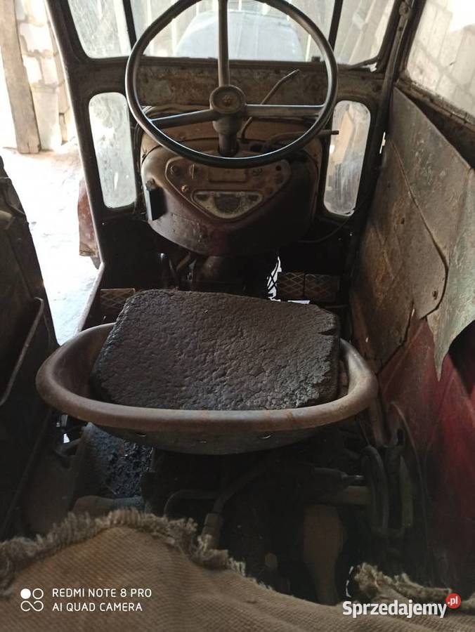 Sprzedam URSUS C355 i przyczepy Telatyn