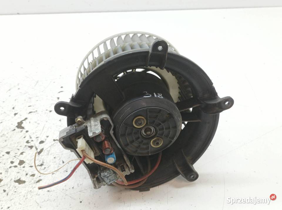 DMUCHAWA NAWIEWU EU 6918873 Bmw Seria 7 IV Dmuchawy