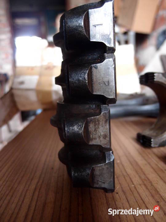 Głowica z zaworami Perkins 4 nieużywana Silnik i osprzęt Łódź sprzedam