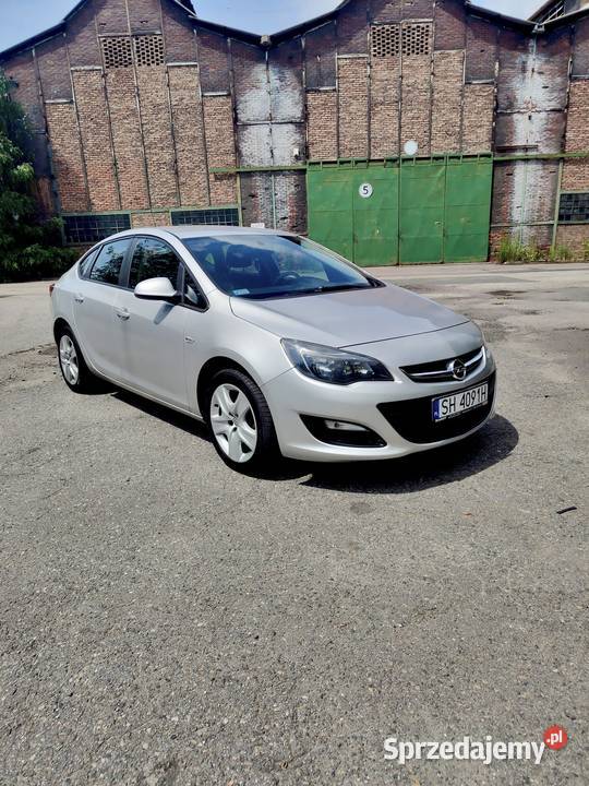 OPEL ASTRA J 14 BENZYNA POLSKI SALON 2013R Chorzów