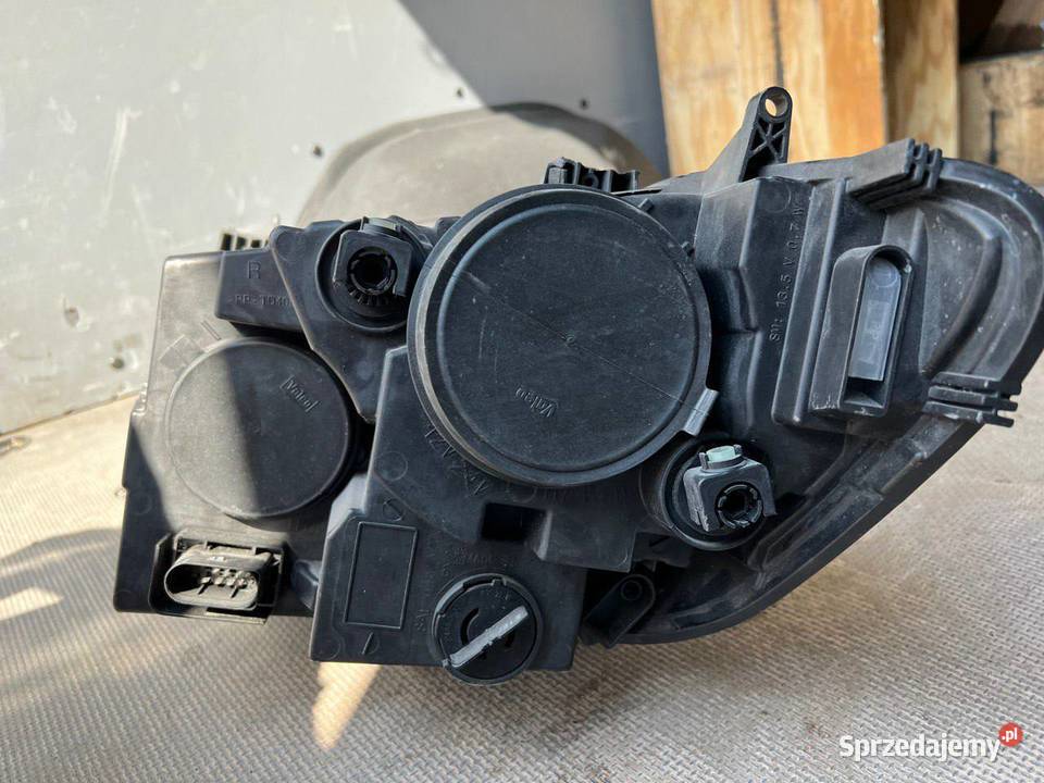 Lampa przednia prawa mercedesbenz sprinter Lampy przednie Poznań sprzedam