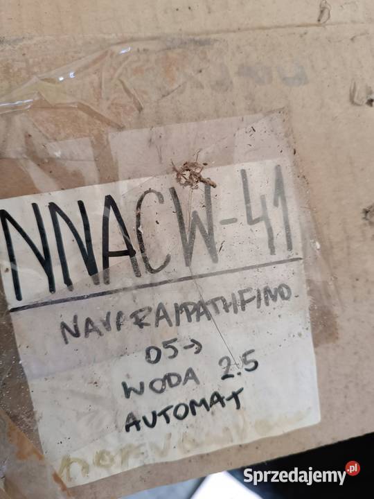 CHŁODNICA WODY NISSAN PATHFINDER NAVARA D40 2005 osobowe Części samochodowe sprzedam