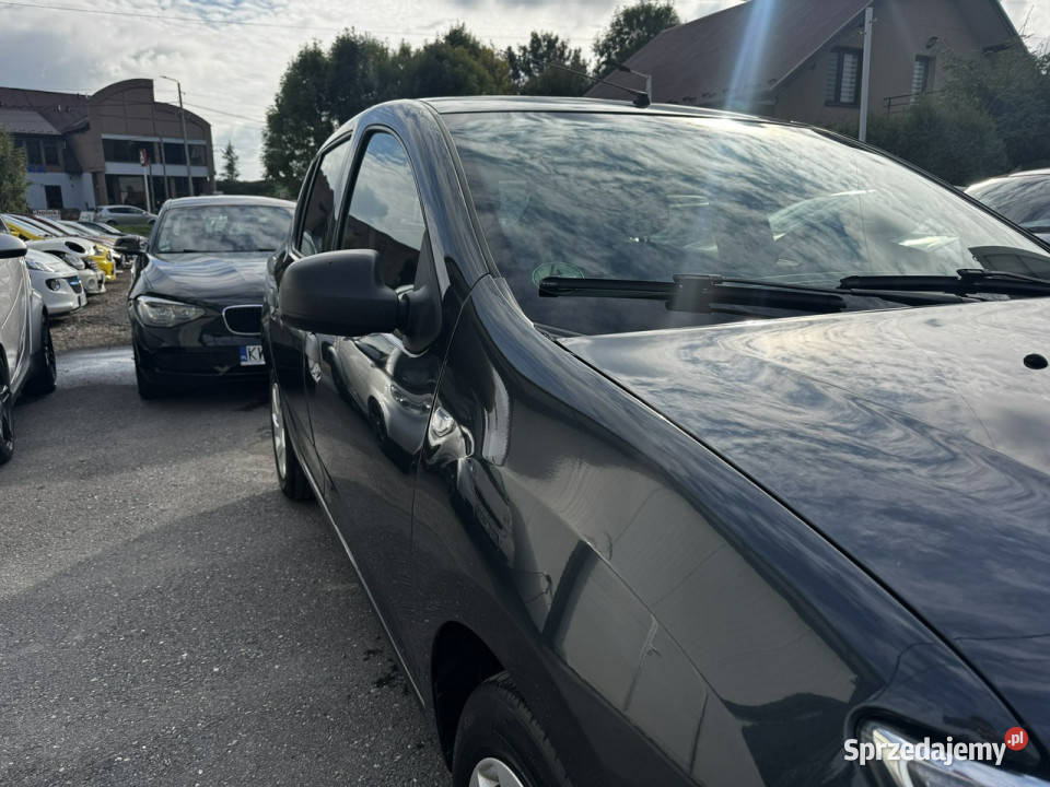 Dacia Sandero RatyZamiana Gwarancja benzyna 10 lakier metallic Gdów sprzedam