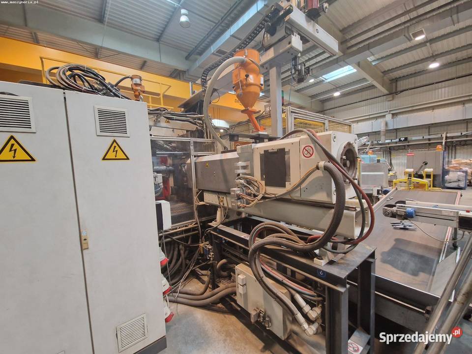 Wtryskarka do tworzyw sztucznych FERROMATIK Jelenia Góra