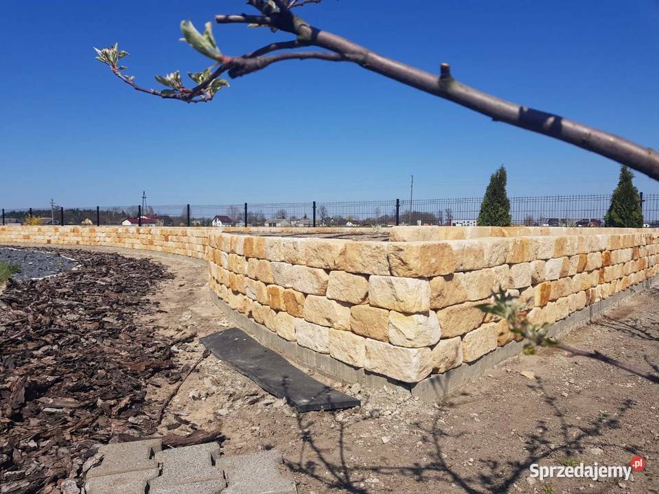 Kamień murowy ogrodowy postarzany na ogrodzenia